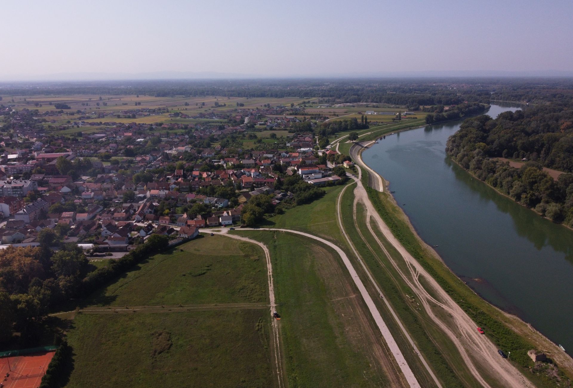 Županja — grad na Savi